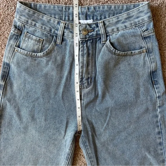 Princess Polly PP DNM Kalinda Light Wash Denim Blue Jeans Size 4 - Picture 9 of 13